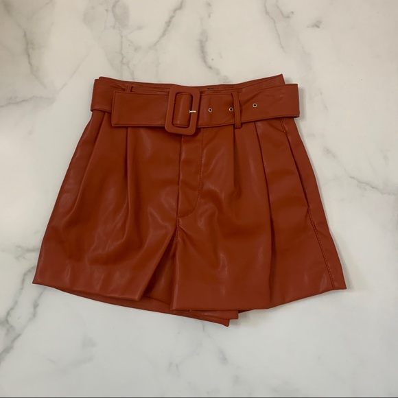 *Blogger Fav* New Zara Rust red faux leather belted shorts Size XS - Picture 7 of 10